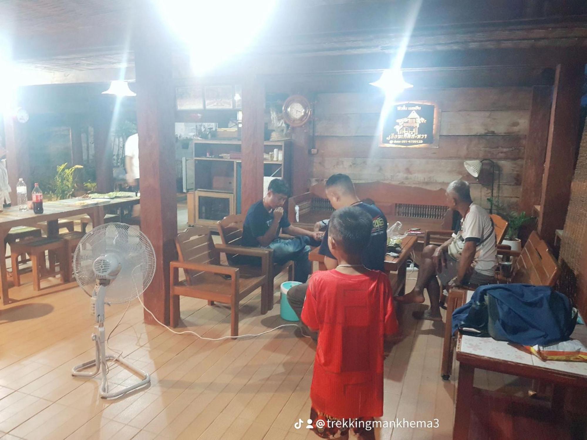 Kedthawa Homestay เฮือนเก็ดถะหวา Ban Cho Lae Exterior foto
